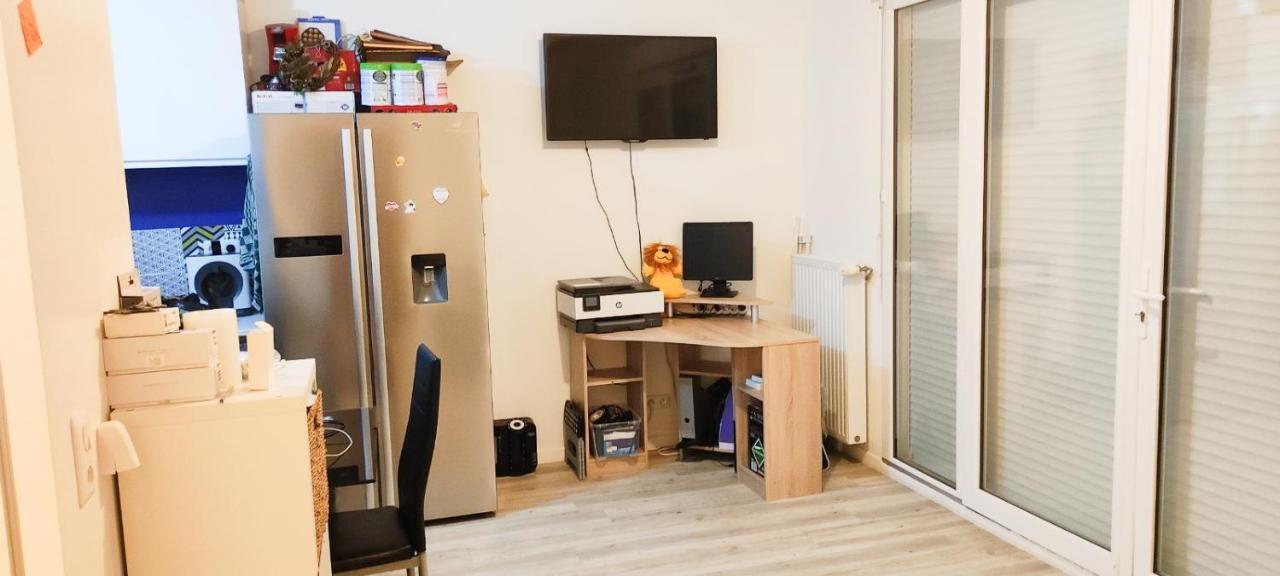 Jolie Appartement Avec Un Jardin Meaux Exterior foto